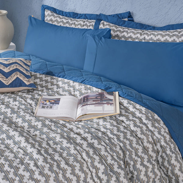 Whimsy Nature Twisty Melange Quilt/Quilted Bed Cover Blue