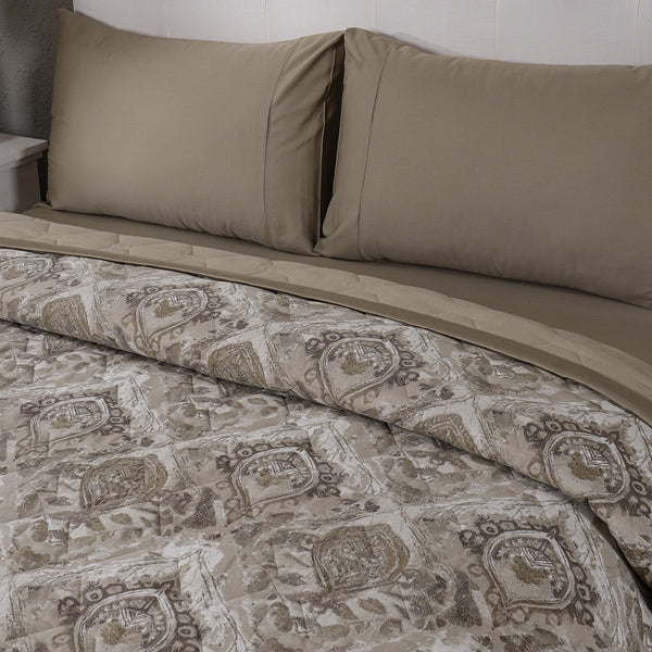 PBS Vintage Chic Edmund Quilt/Quilted Bed Cover Beige