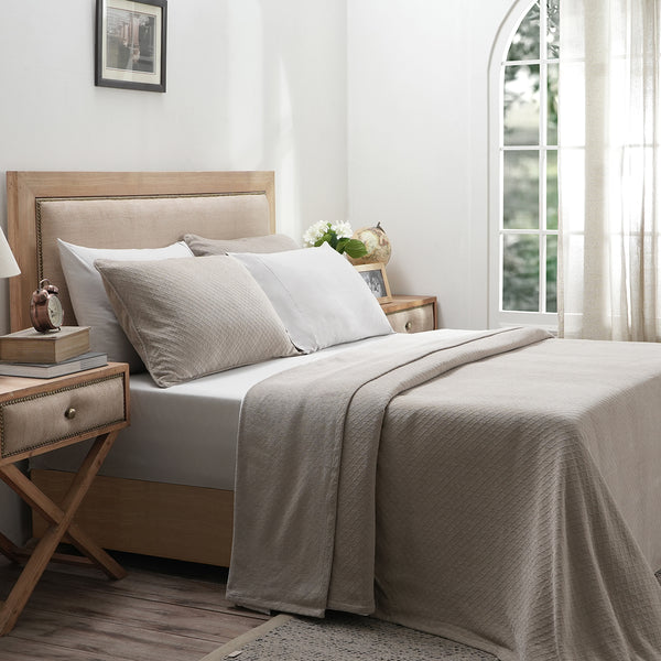 Blaize 100% Cotton Solid Weave Blue Bed Cover