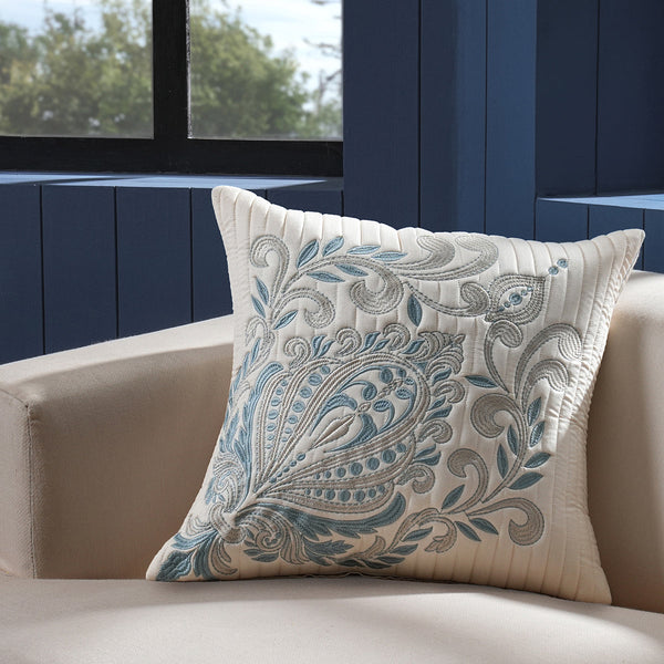 Classical Impression Bloom 100% Cotton Cushion Cover Green