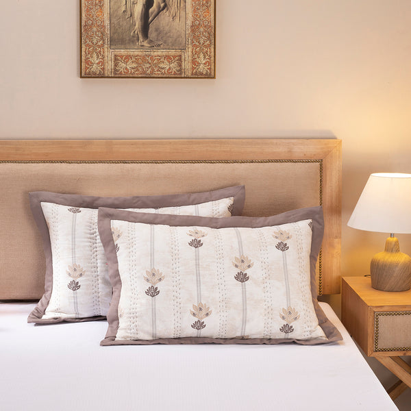 Nouveau Tradition Water Lily Red Pillow Sham Set