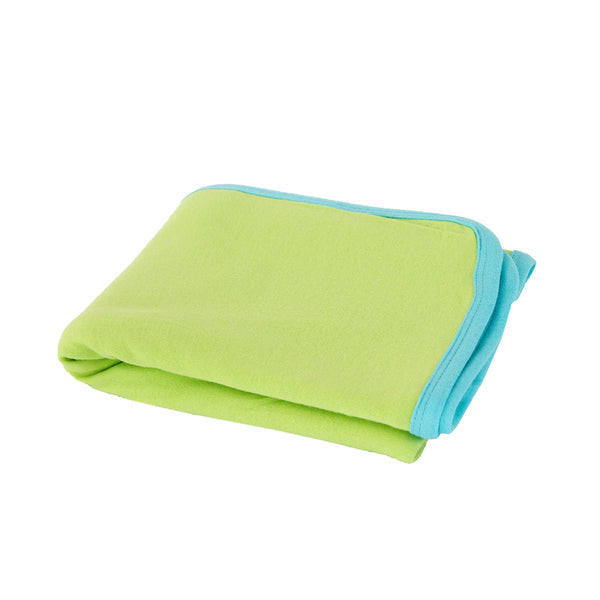 Little Lyrixas Solid Cotton Comfort Blanket Green