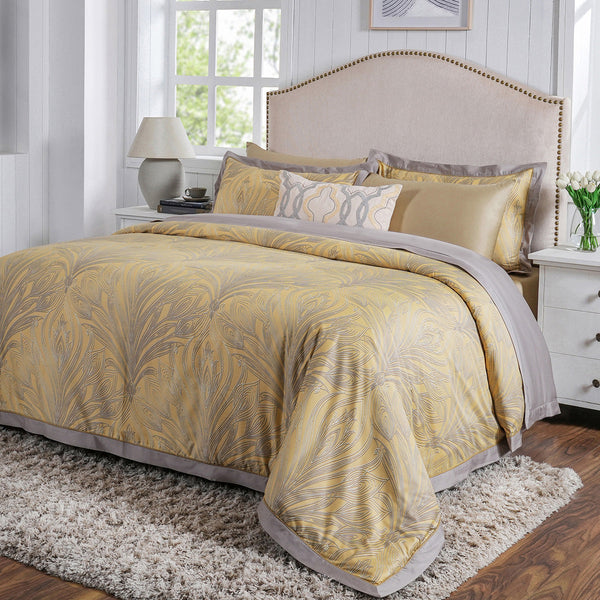 Classical Ornate Baroque Feathering 8pcs Duvet Cover Set Neutral