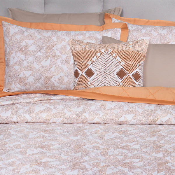Eclectic Geo Triangle Rust 8pcs Quilt/Quilted Bed Cover
