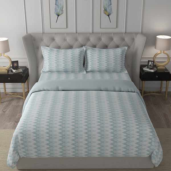 Hermosa Exotic Bouquet Asher Blue Quilt