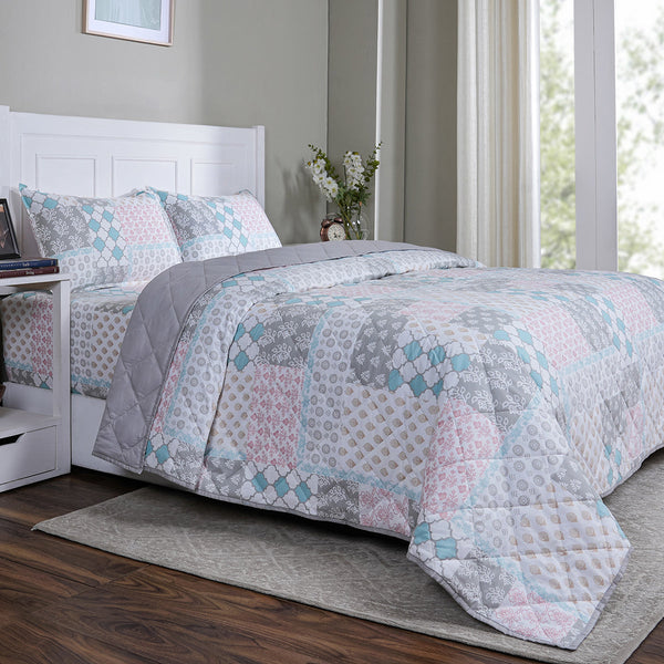 Hermosa Sensory Bloom Lennon Quilt Blue