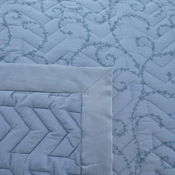 Exotic Heritage Leafy Swirl Blue Summer AC Quilt/Quilted Bed Cover/Comforter Quilt